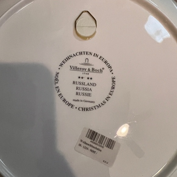NIB Villeroy and Boch collectors plate (Russia) - Picture 3 of 3
